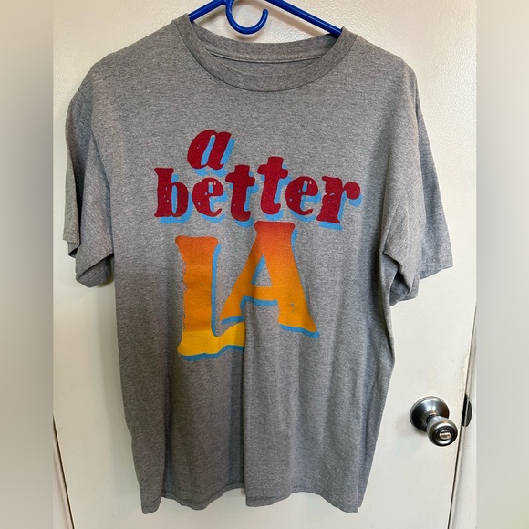 NFL A Better LA T-Shirt - Picture 1 of 3